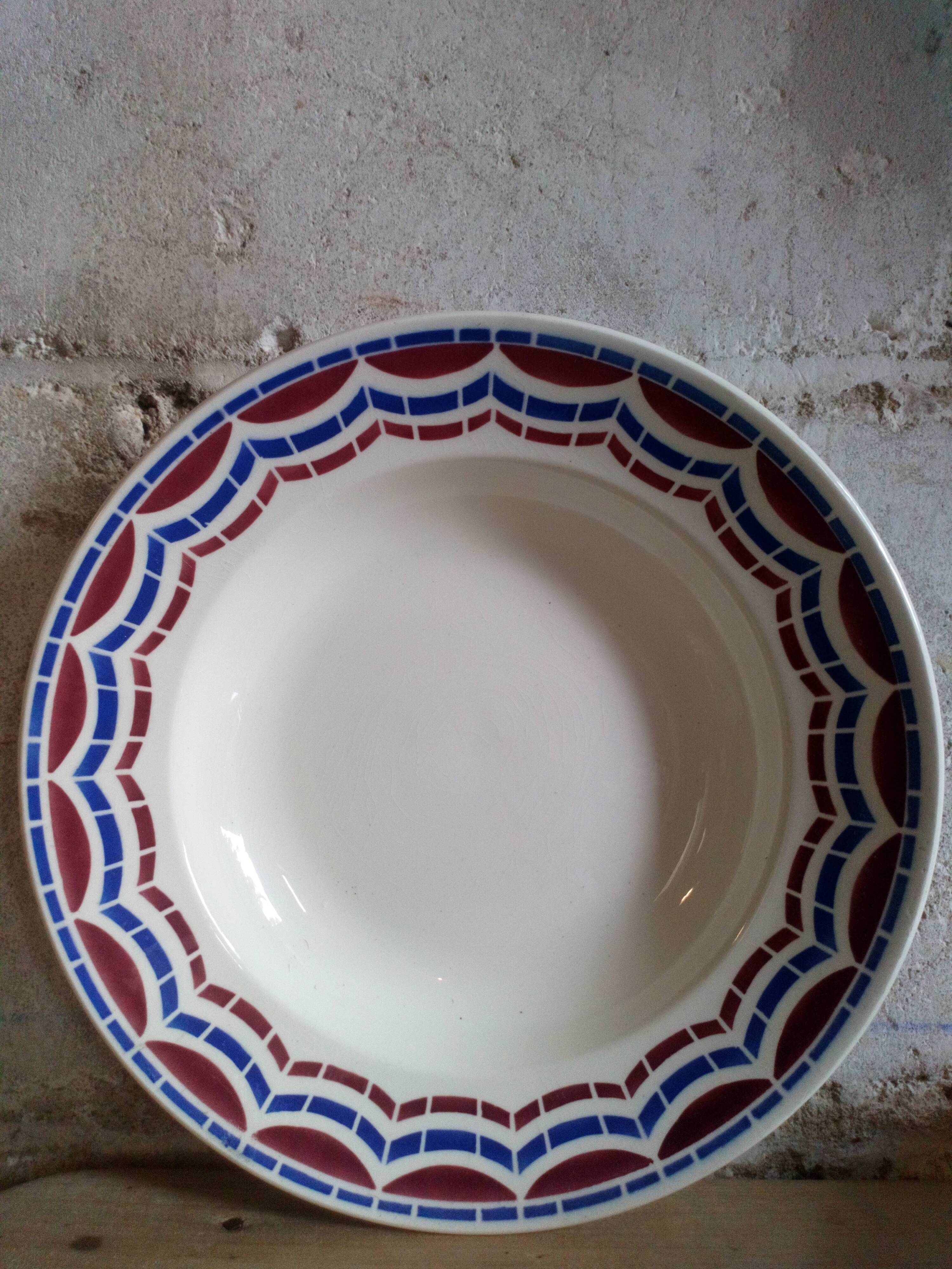Assorted eight old plates of Badonviller and Mill of Wolves