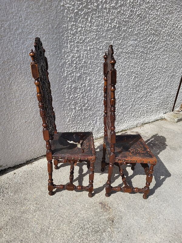 Pair of large chairs to restore in carved wood of the xix th century ref je