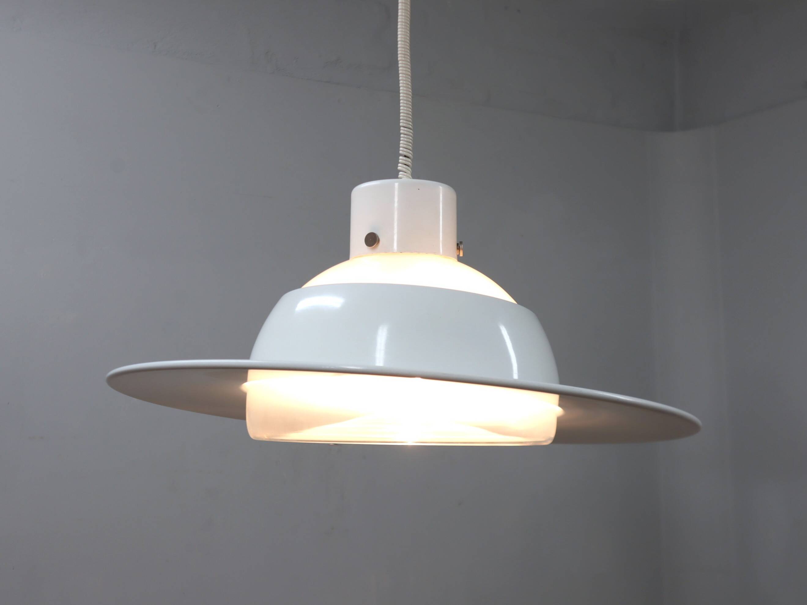 Space Age VeLuce Murano hanging disc lamp 1960s, set of 4