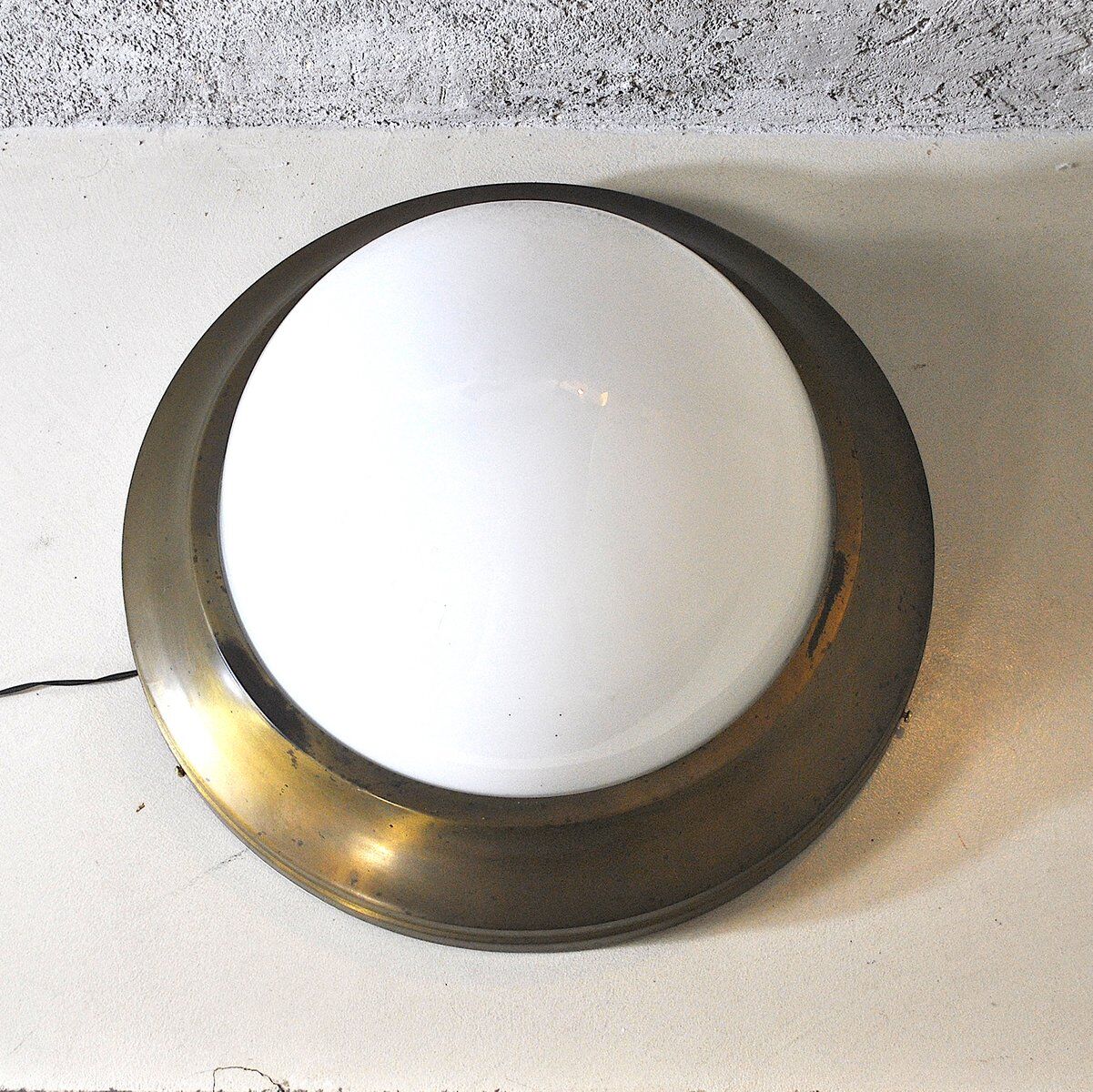 Wall lamp in the style of Pier Luigi Caccia Dominioni, 1960s.