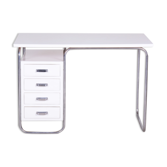 White Bauhaus desk made in 1930s Czechia by Robert Slezak