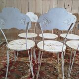 Suite de 8 chaises de jardin en fer forgé