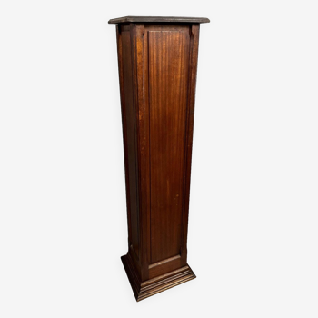 Colonne époque Art Nouveau en acajou vers 1900 (h150cm)