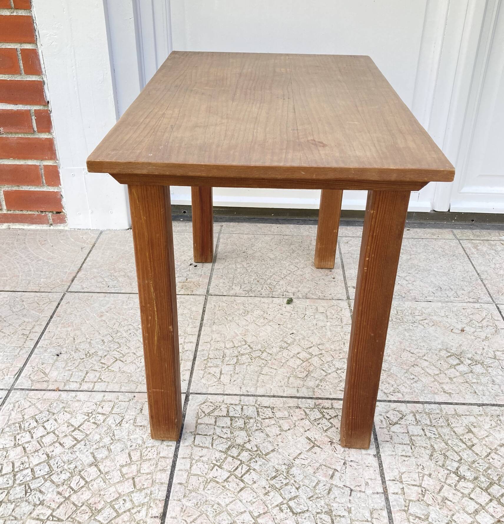 Small wooden desk or coffee table