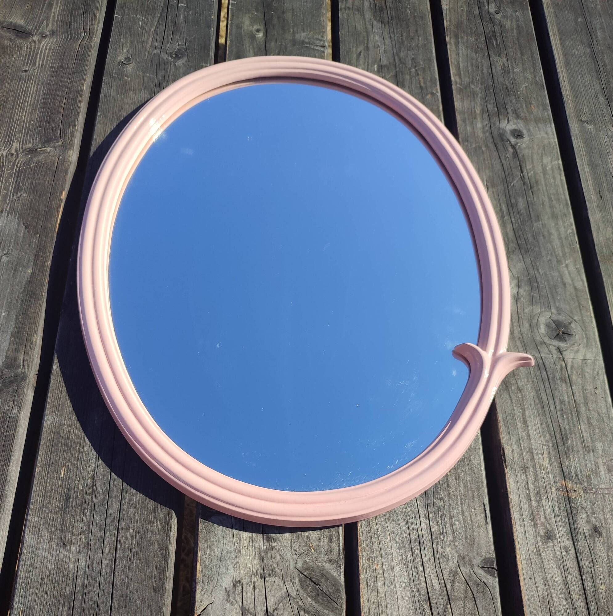 Vintage oval mirror pastel pink font Louis XVI Romantic Shabby style