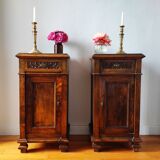 Pair of Italian bedside tables from the beginning of the 20th century in walnut
