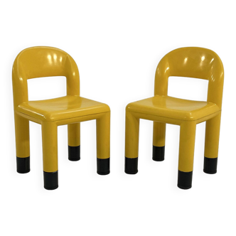 Paire de chaises enfants jaunes par omsi, 2000