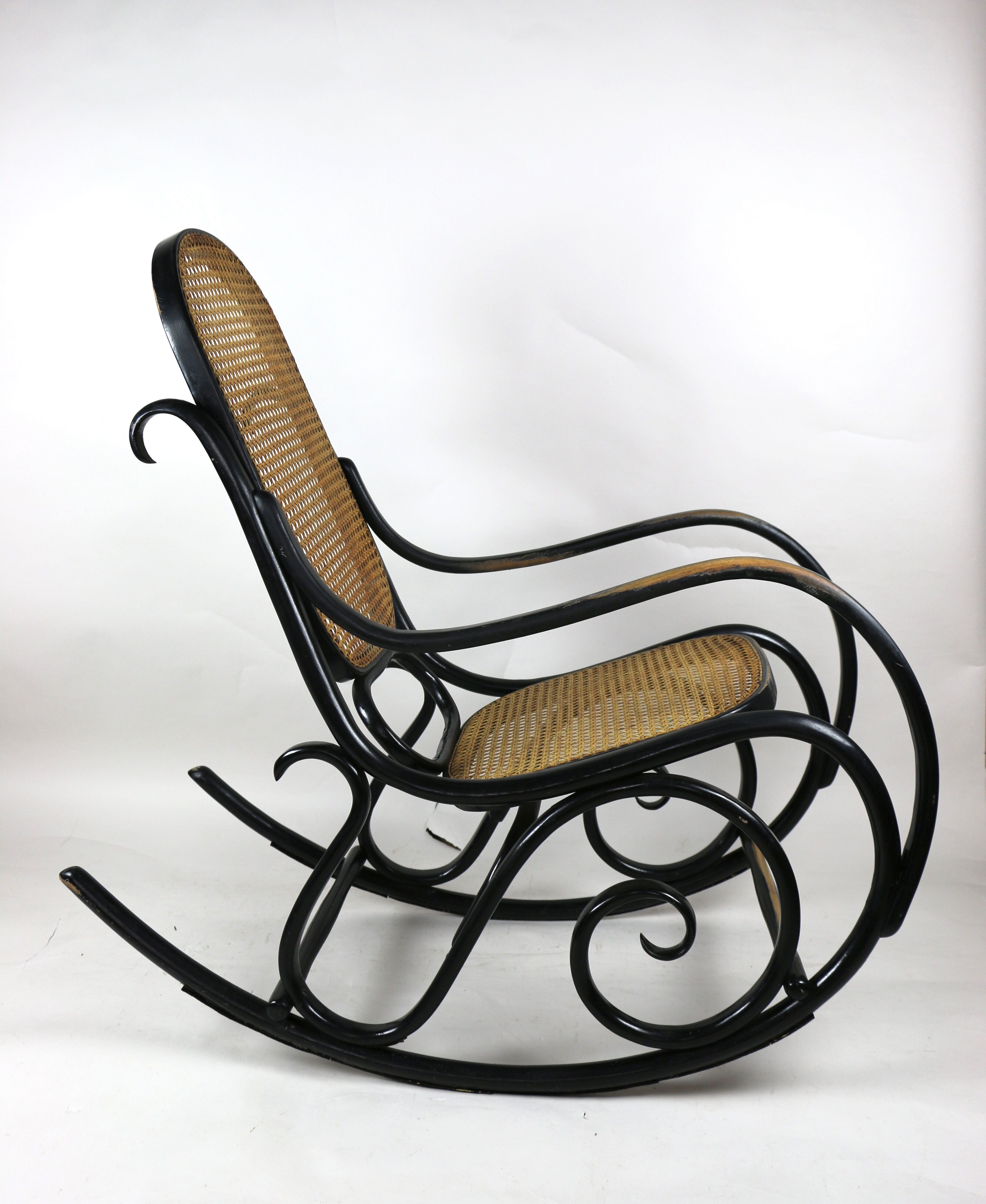Rocking-chair by Michael Thonet