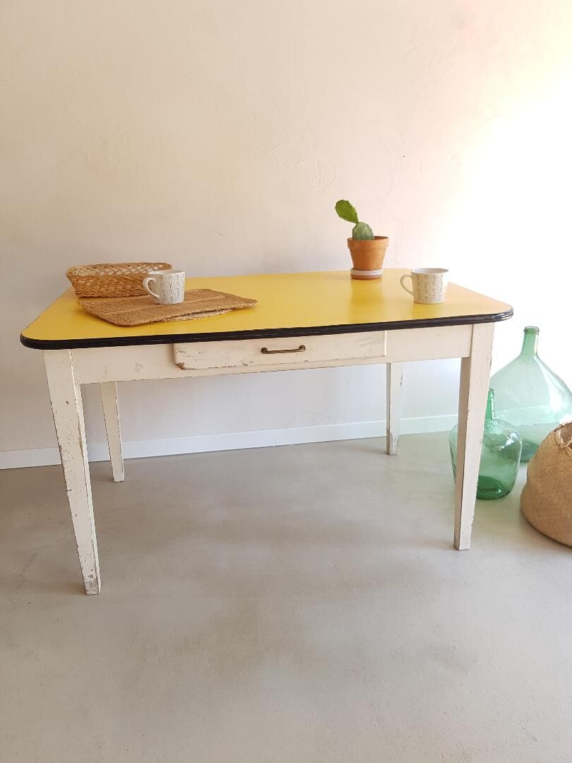 60s kitchen table in wood and formica