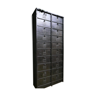 Meuble avec 20 casiers industriel strafor