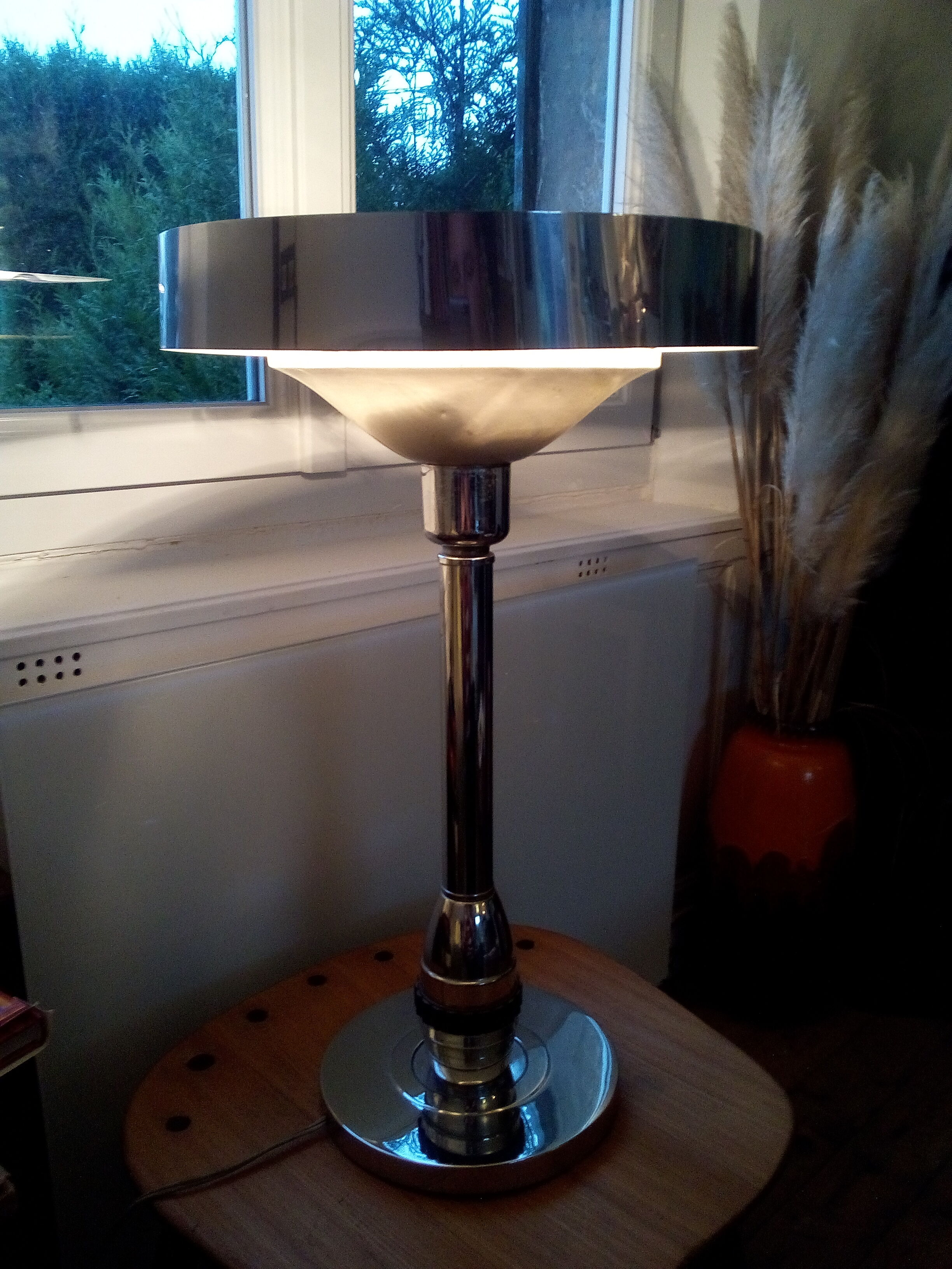 Jumo lamp by Varilux