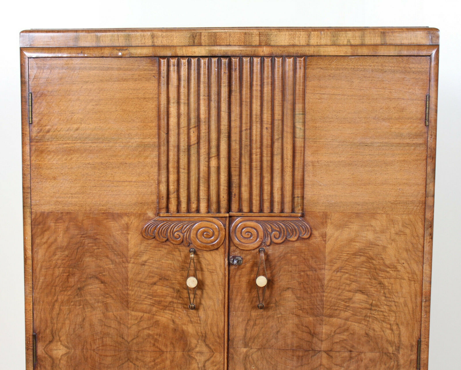 Wardrobe compactum Walnut art deco period