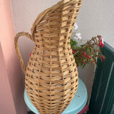 Wicker amphora umbrella holder