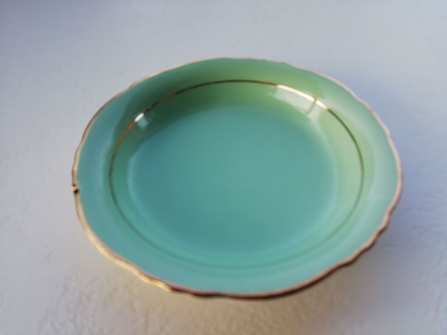Empty pocket cup
