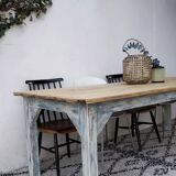 Farm table