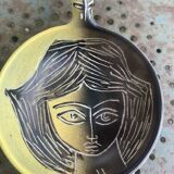 Bowl, pan with a female face engraved in enameled ceramic helene Ugo vallauris vintage