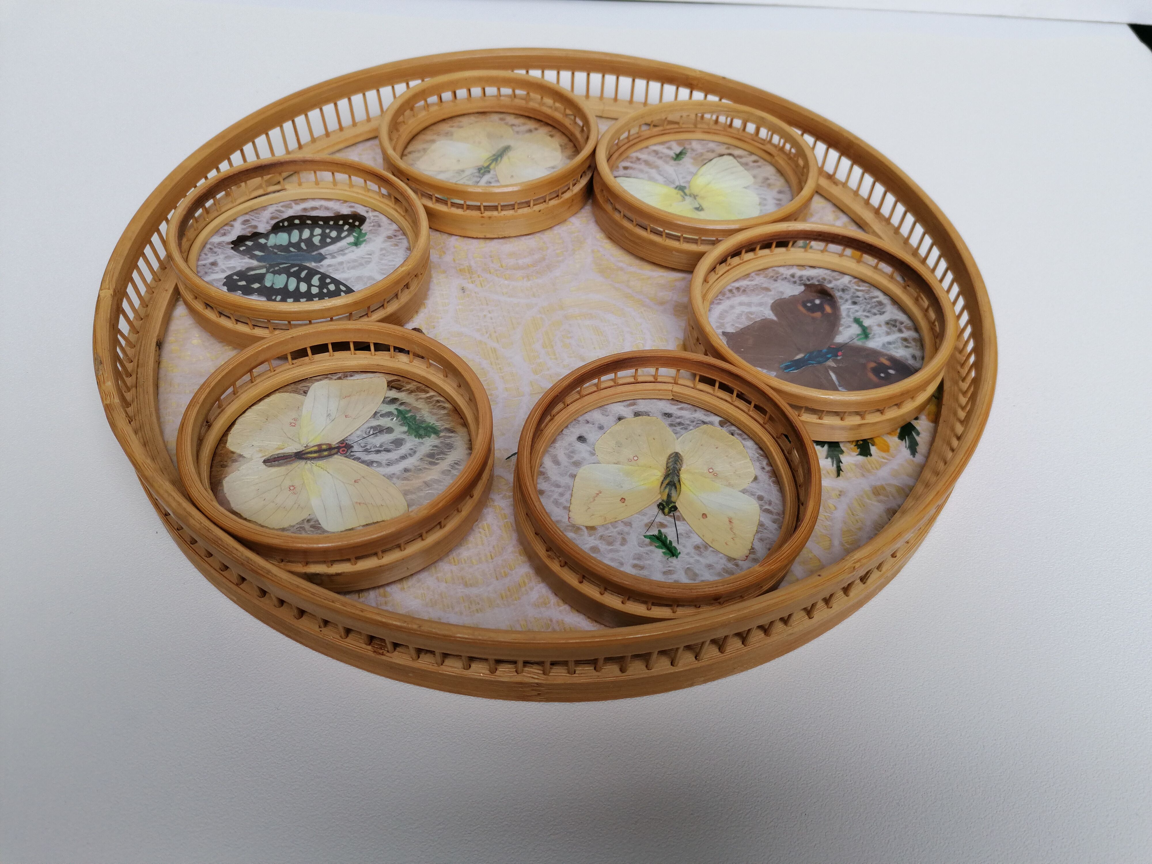 Butterfly rattan tray and coaster