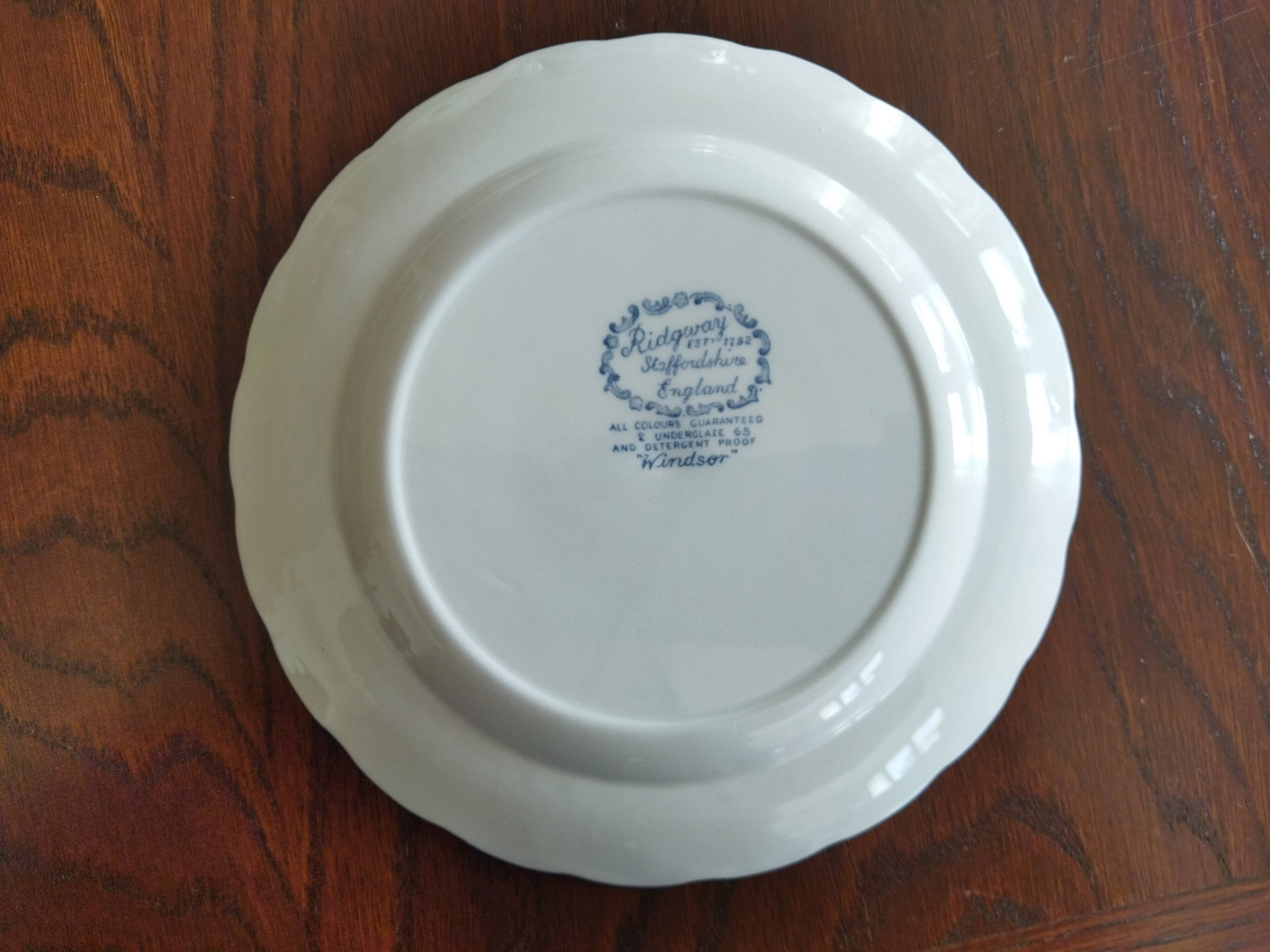 Ridgway "Windsor" cake service