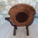 Fauteuil enfant en bois sculpté et rotin