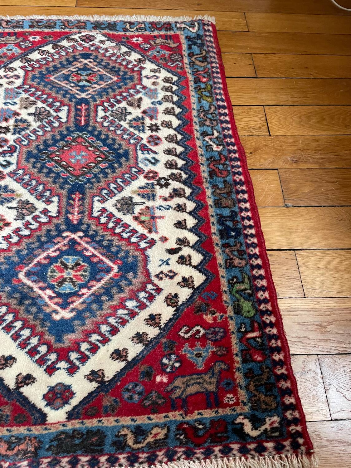 Petit tapis persan Yalameh