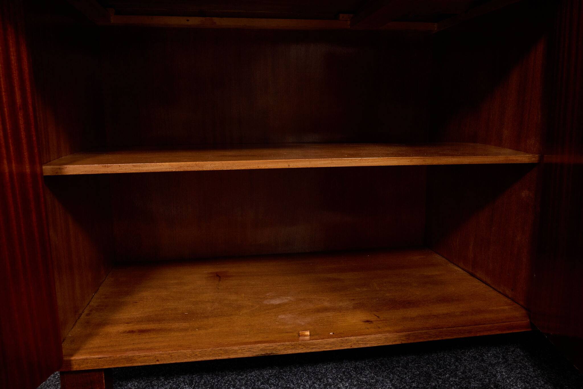 Buffet cubain en acajou de style Bauhaus, Gyula Kaesz, début des années 1940