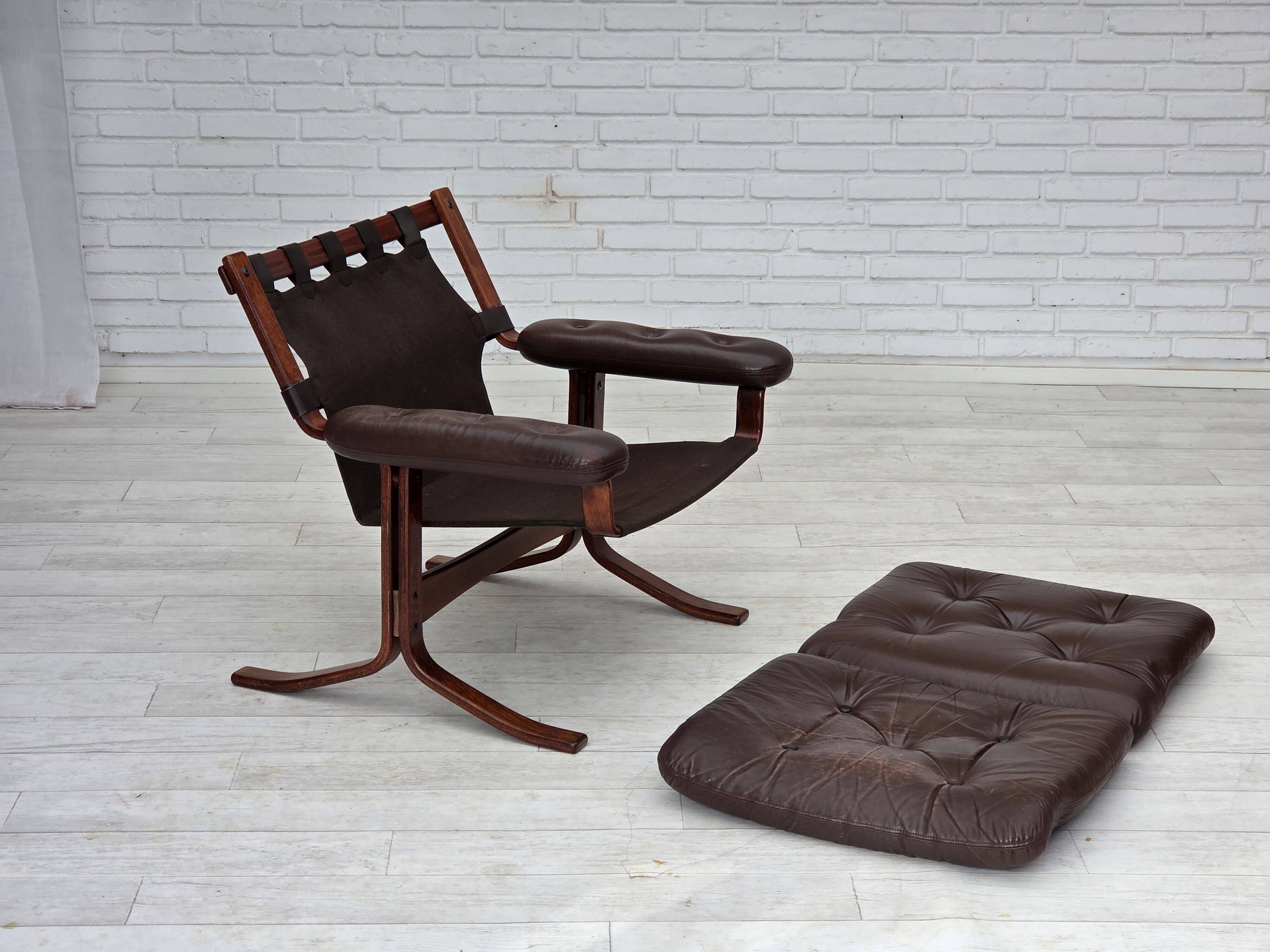 1970s, Norwegian armchair by Jon Hjortdal, furniture leather, bent wood.