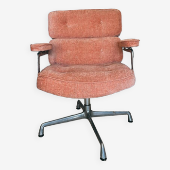 Eames Lobby Chair