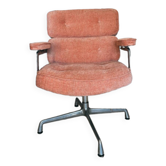 Eames Lobby Chair