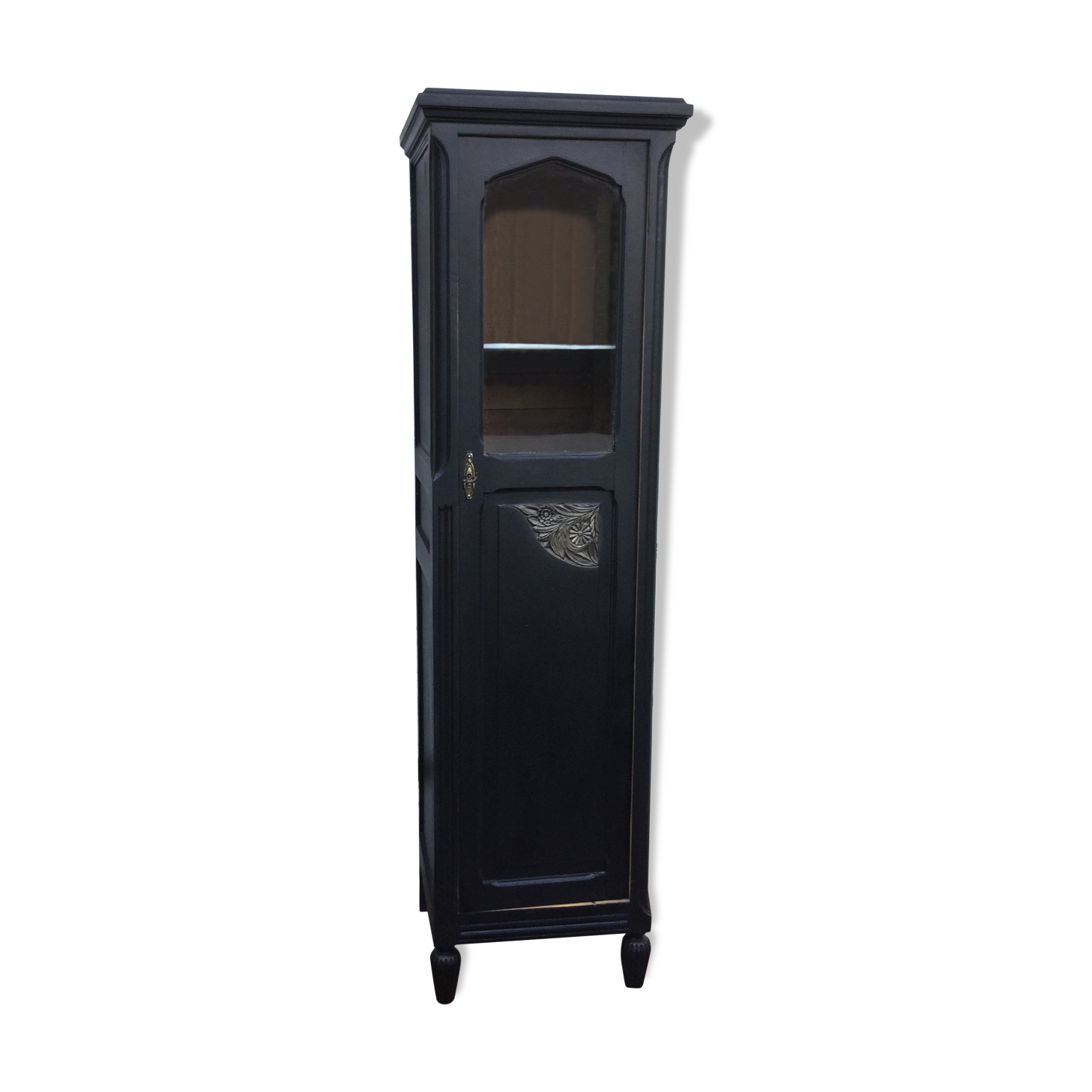 Wardrobe renovated with its key