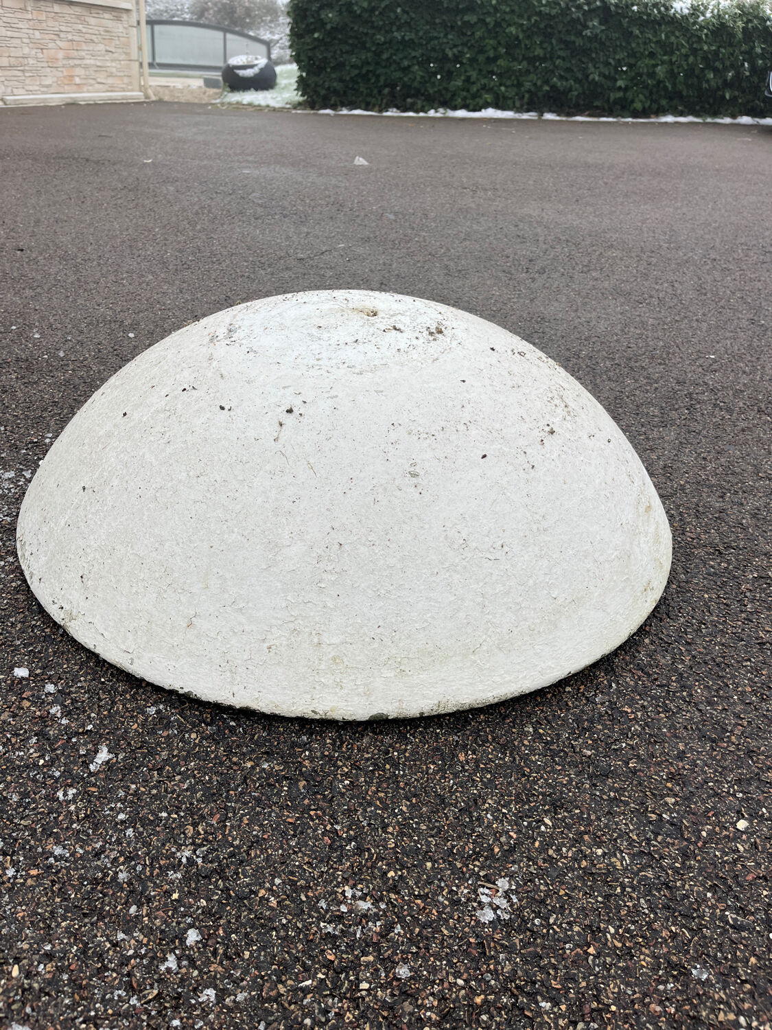 Pair of Willy Guhl planters, 1960, fiber cement