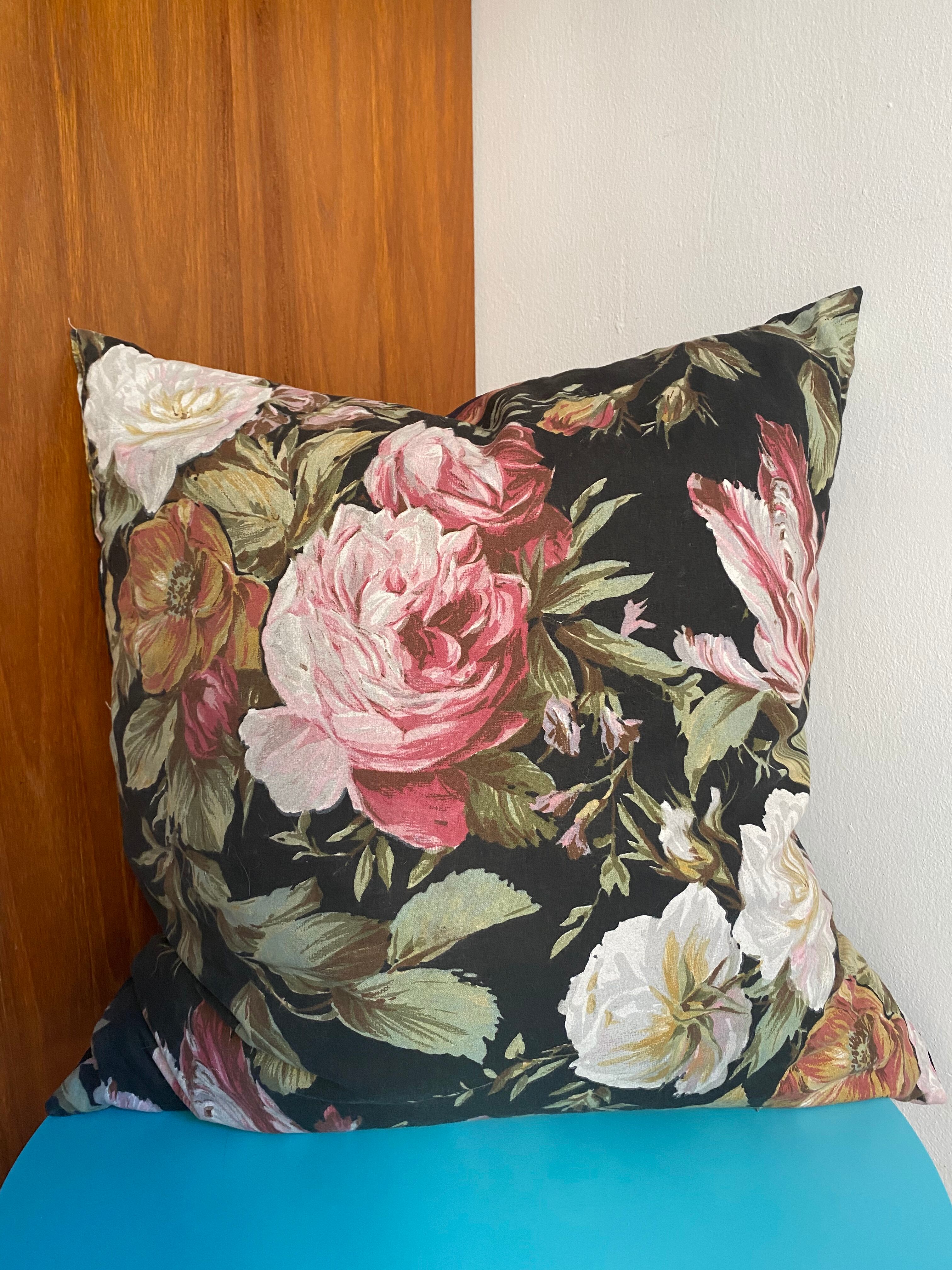 Floral cushion