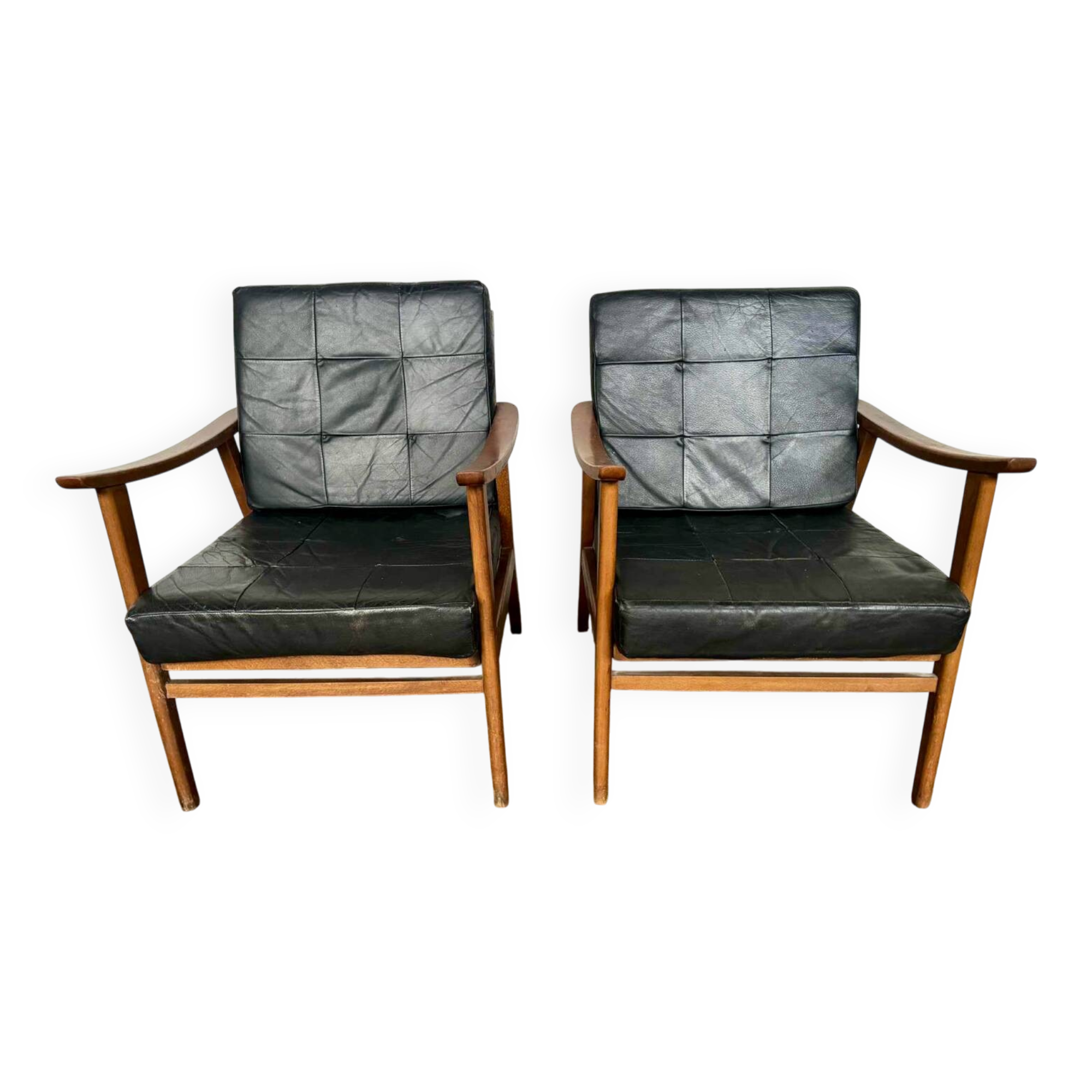 Pair of Thonet Boomerang armchairs designed by Antonin Suman