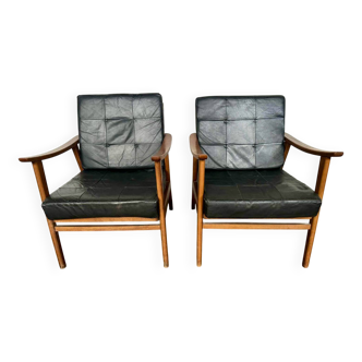 Pair of Thonet Boomerang armchairs designed by Antonin Suman