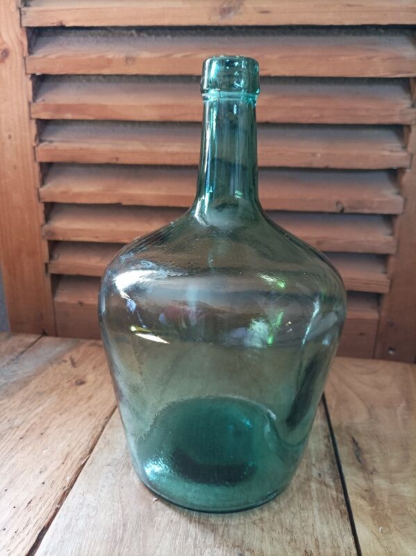 Demijohn touque bonbonne bottle blue bluish glass
