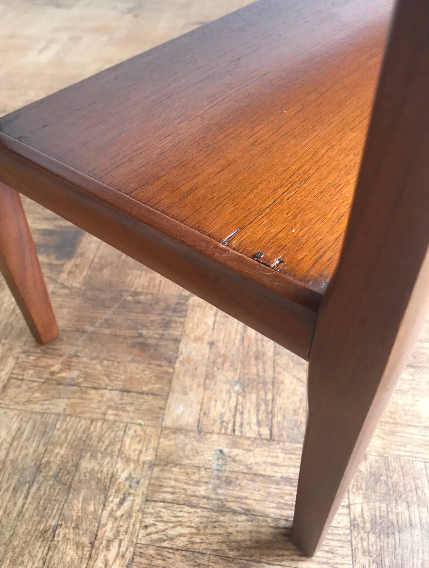 Table basse en teck des années 1960