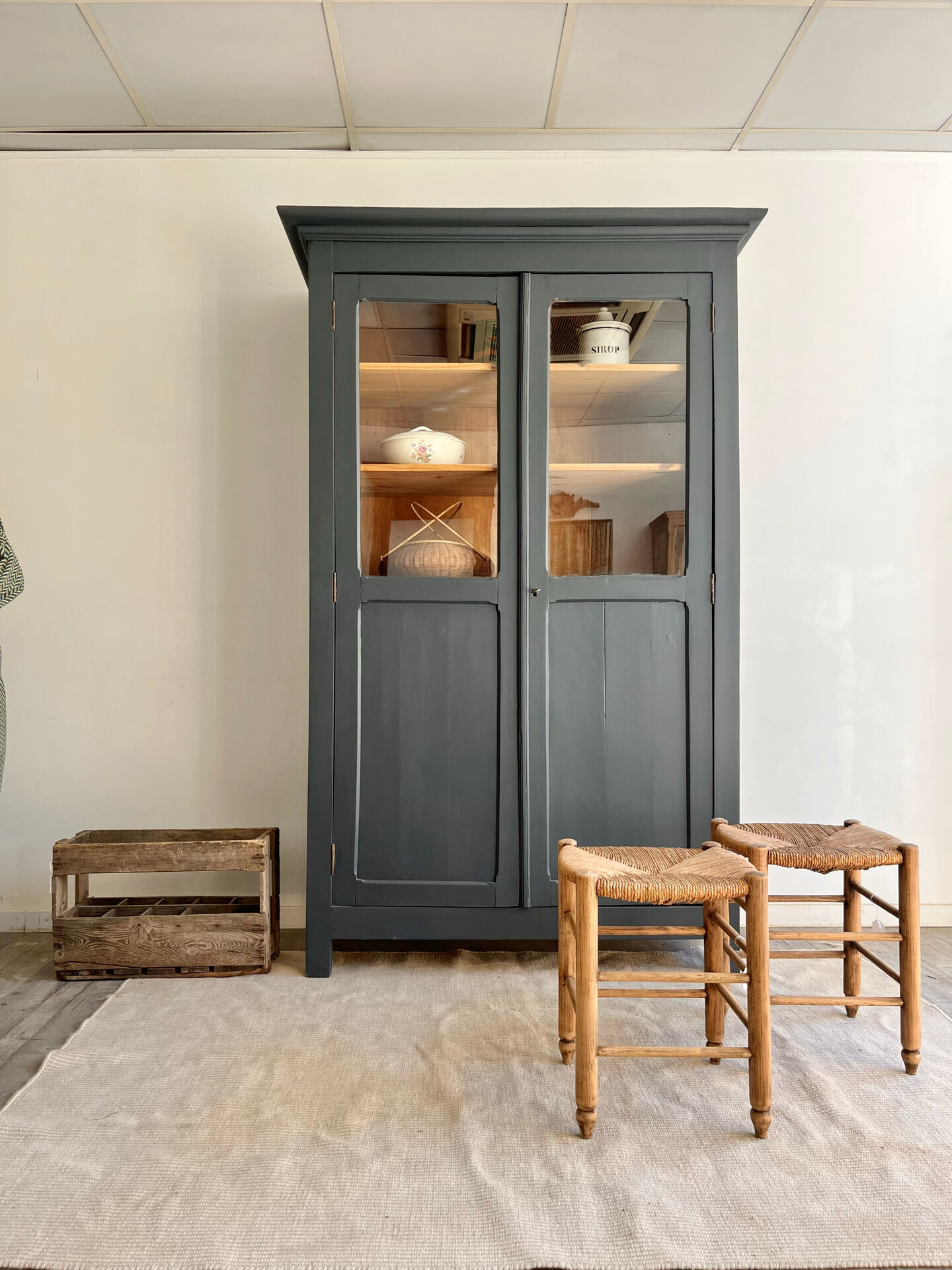 Armoire vitrée