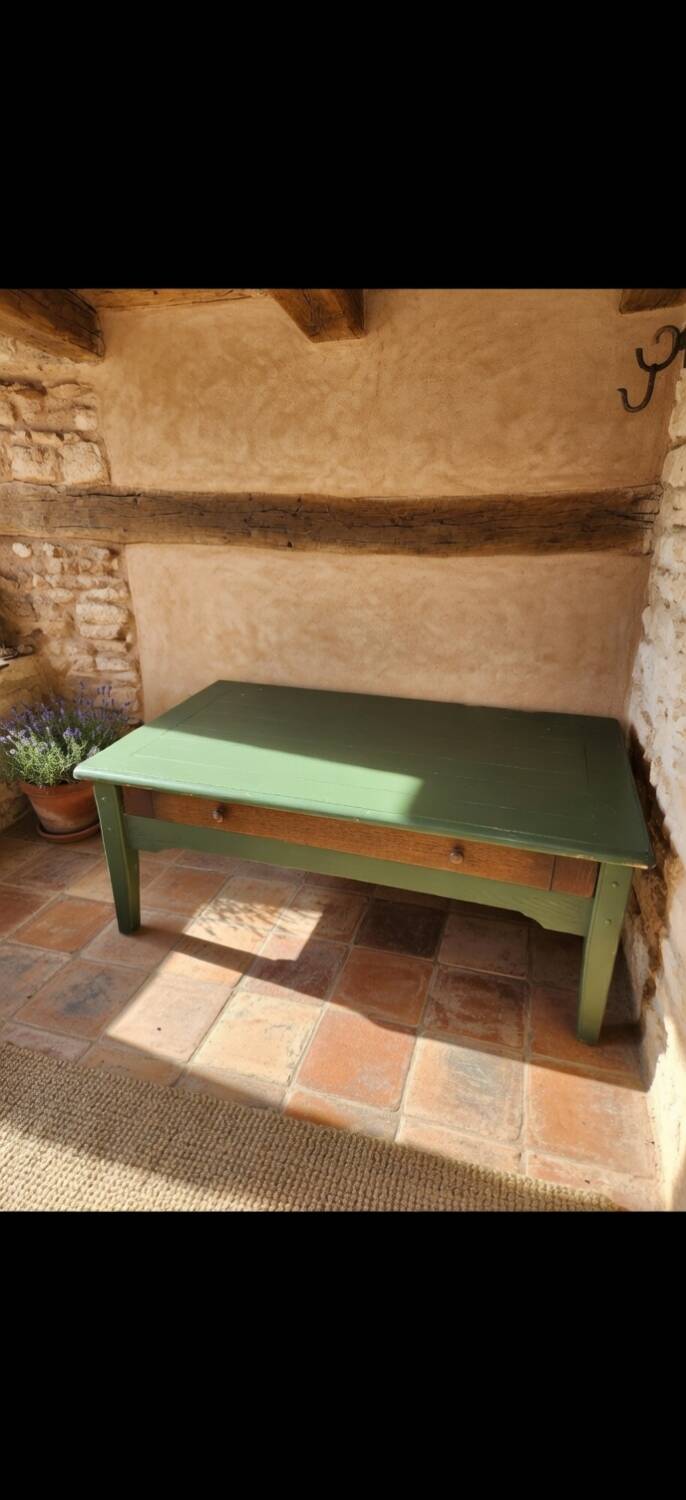 Vintage Country Farmhouse Coffee Table