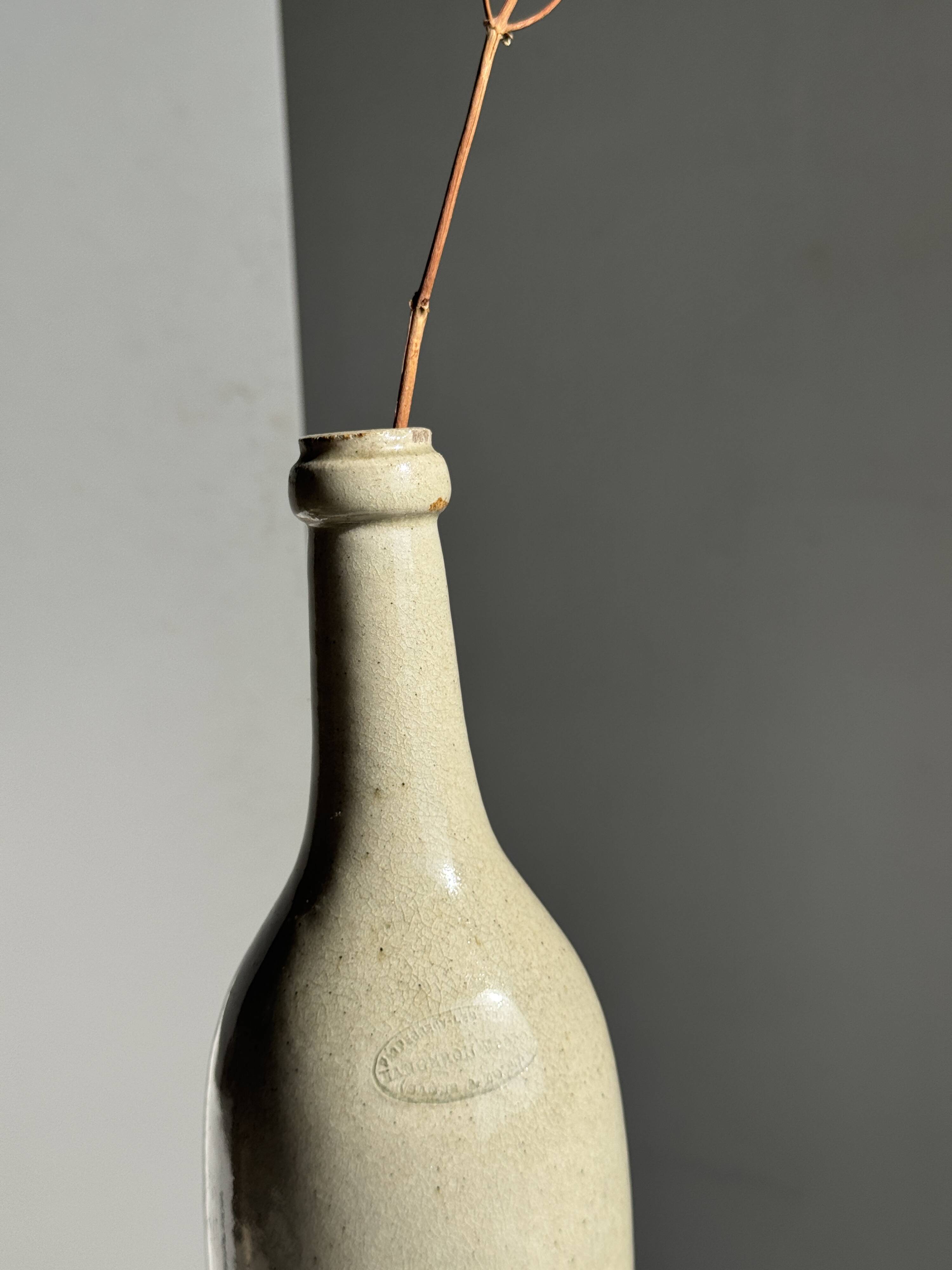 Bouteille vintage en grès beige moucheté H31