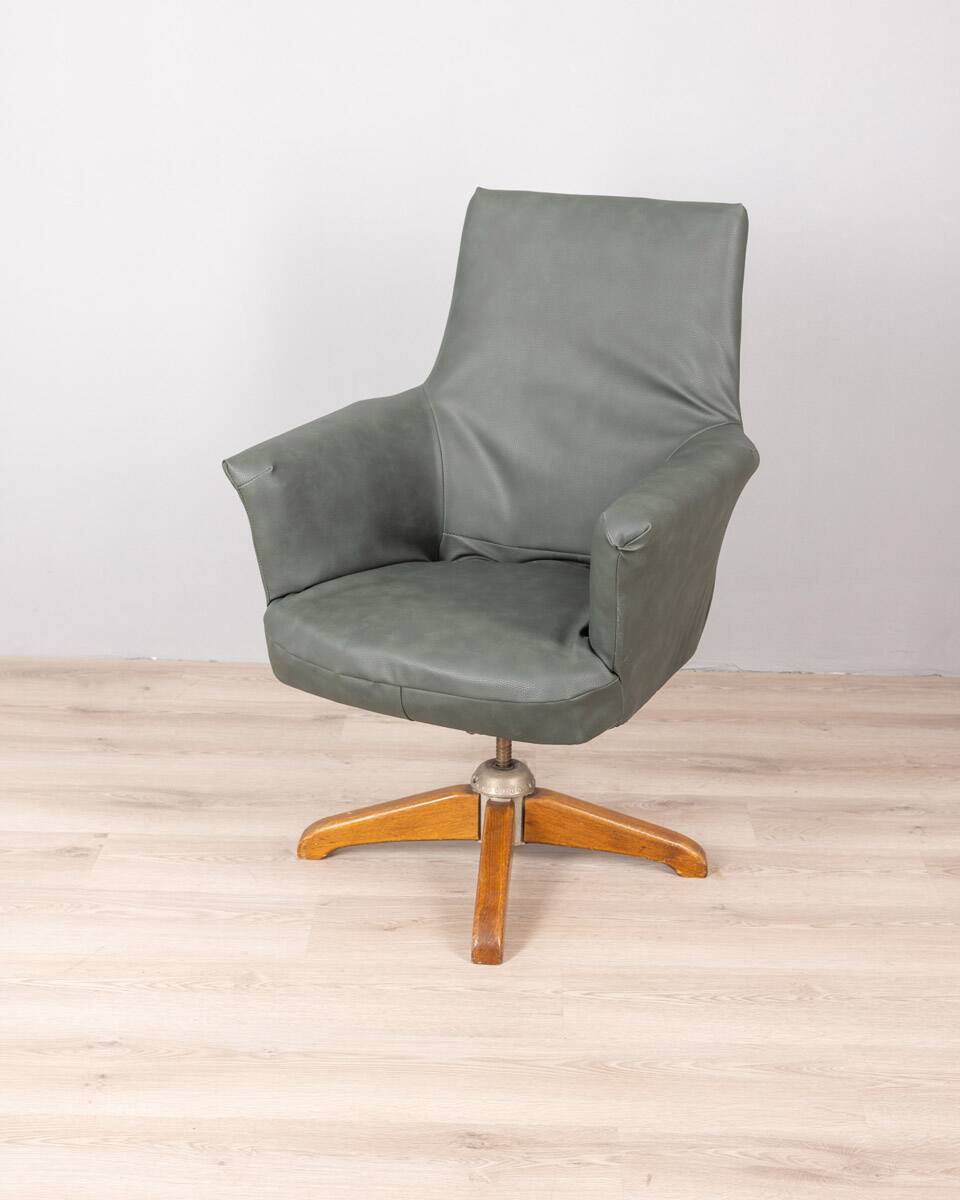 50s vintage swivel armchair in leather design anonima castelli