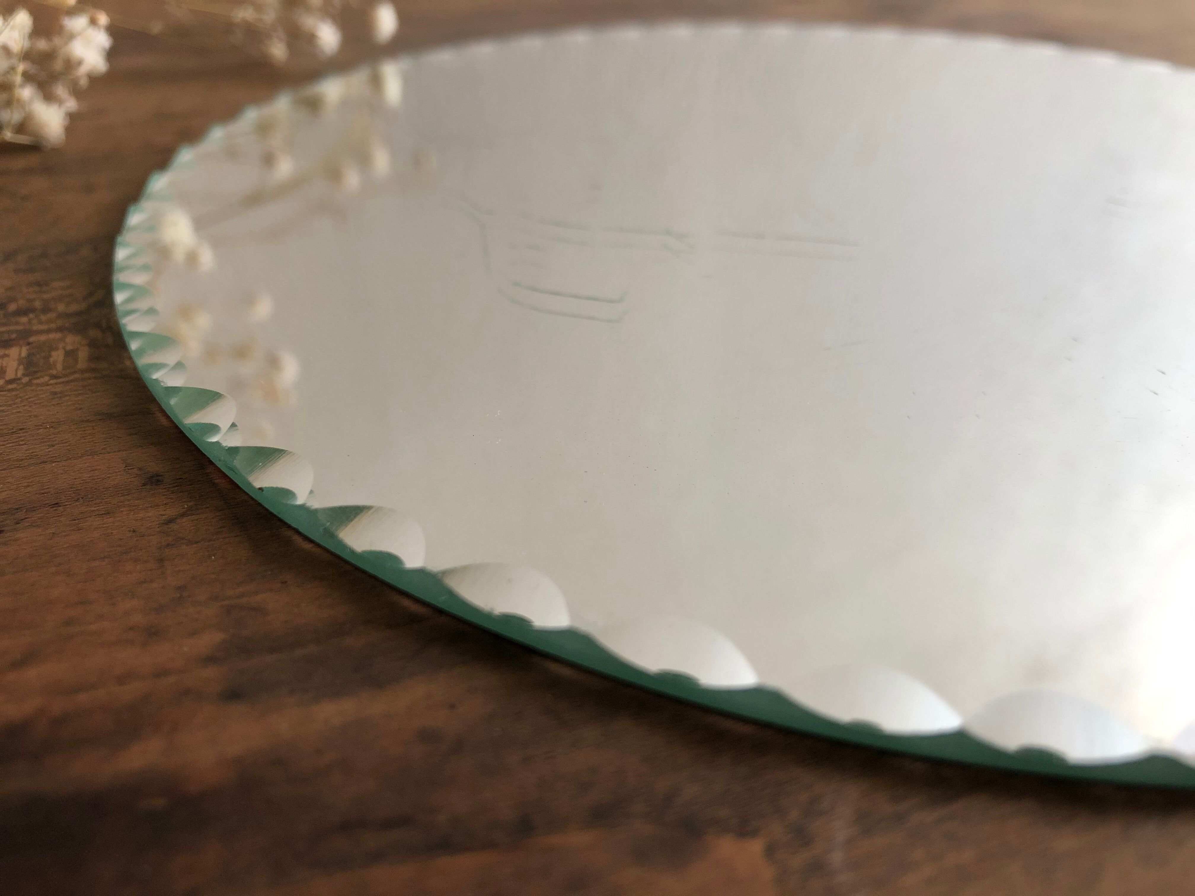 Bevelled mirror 20 cm