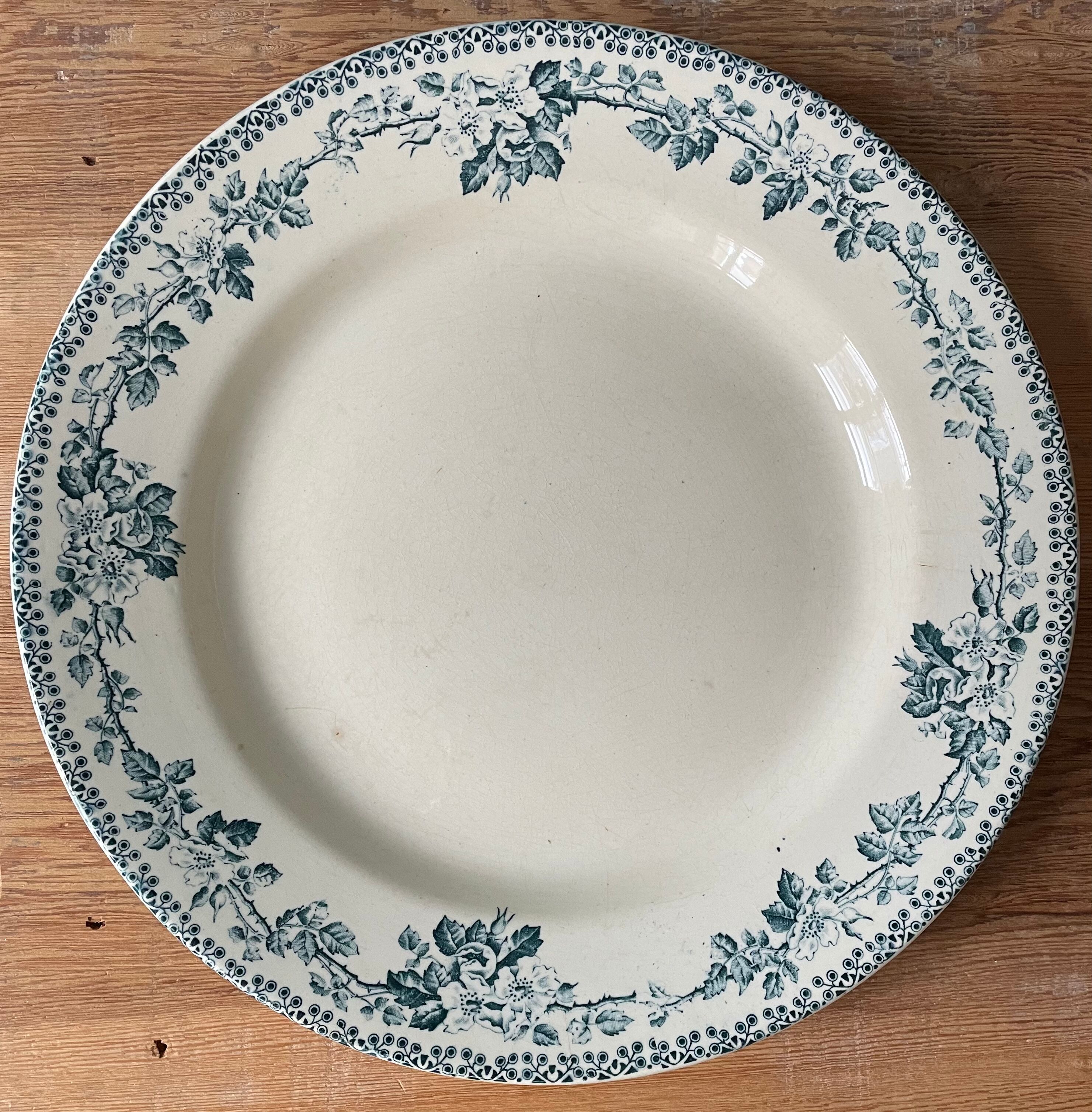 Old round dish Terre de Fer Debray, Guadeloupe service