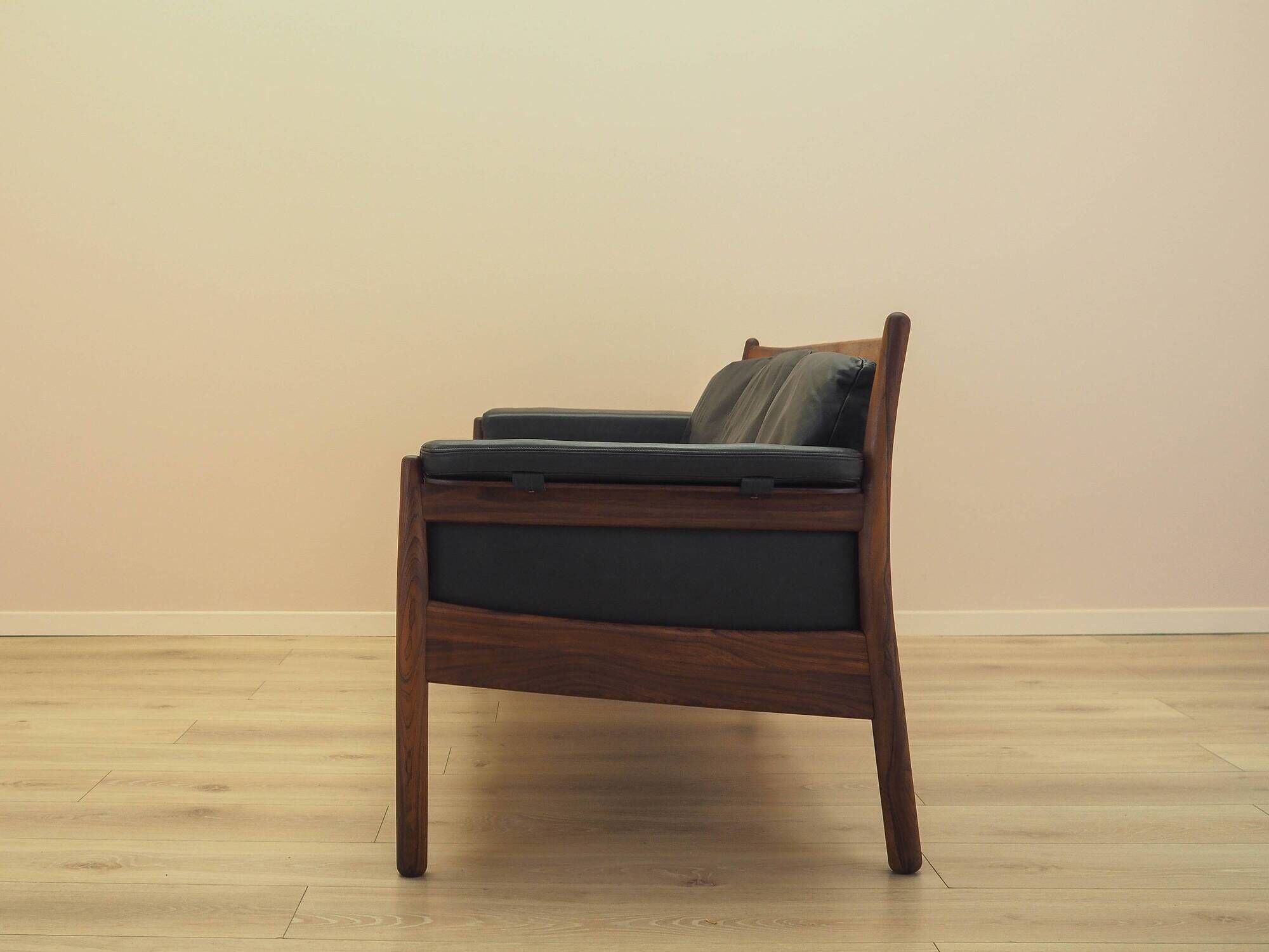 Rosewood sofa Gunnar Myrstrand for Källemo, black leather, 1960s