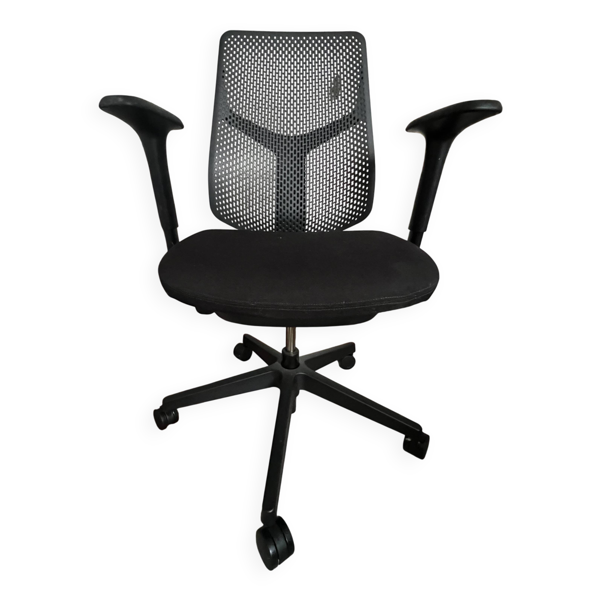 Herman miller verus 2022