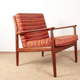 Pair of Danish armchairs in solid teak and fabric, Svend Aage Eriksen 1960.