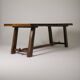 Table à manger brutaliste en bois massif