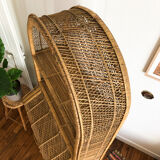 Sublime wicker shelf