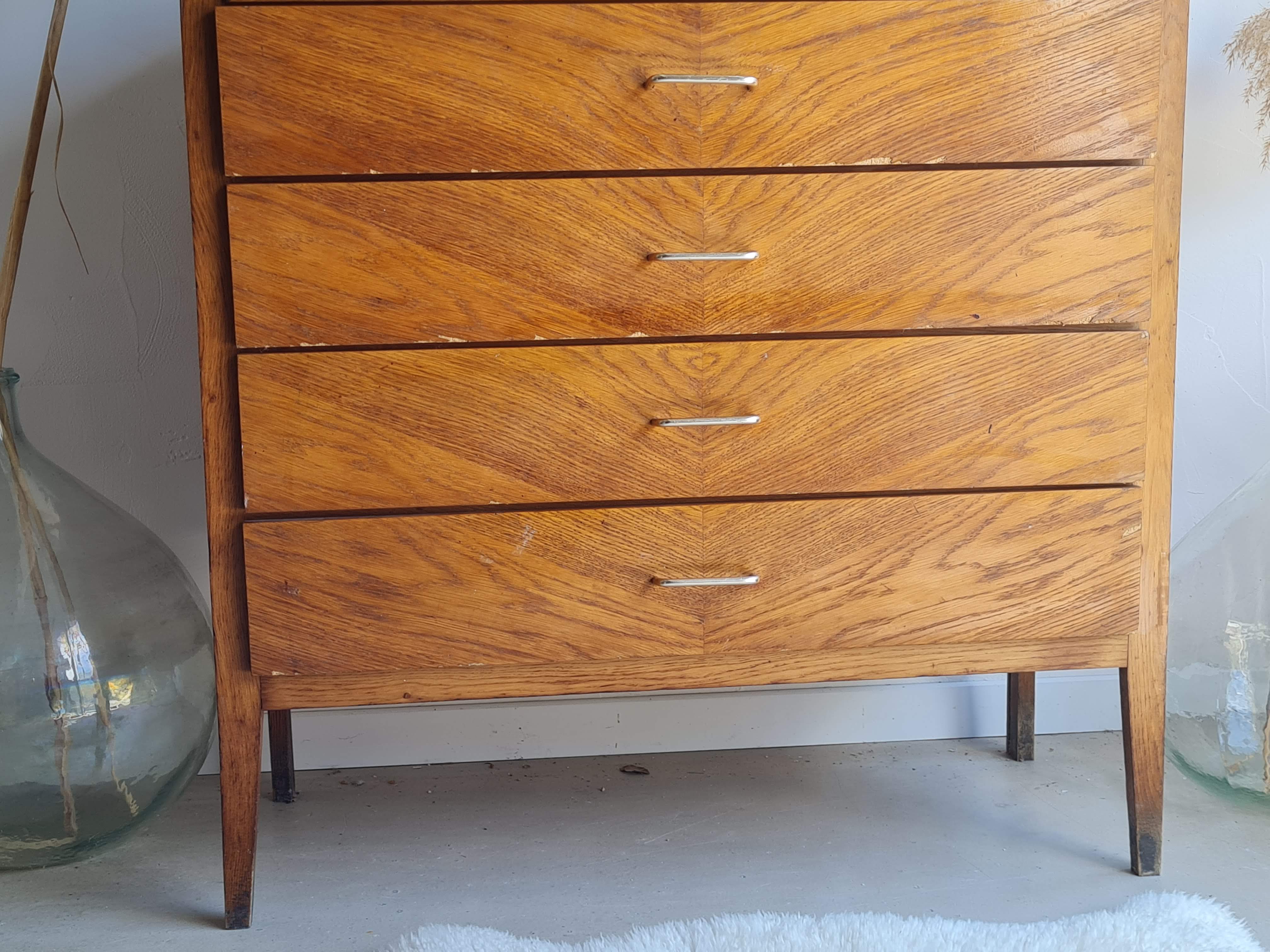 60s dresser - 4 drawers