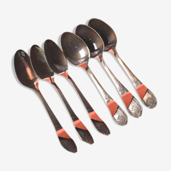 Set of vintage teaspoons