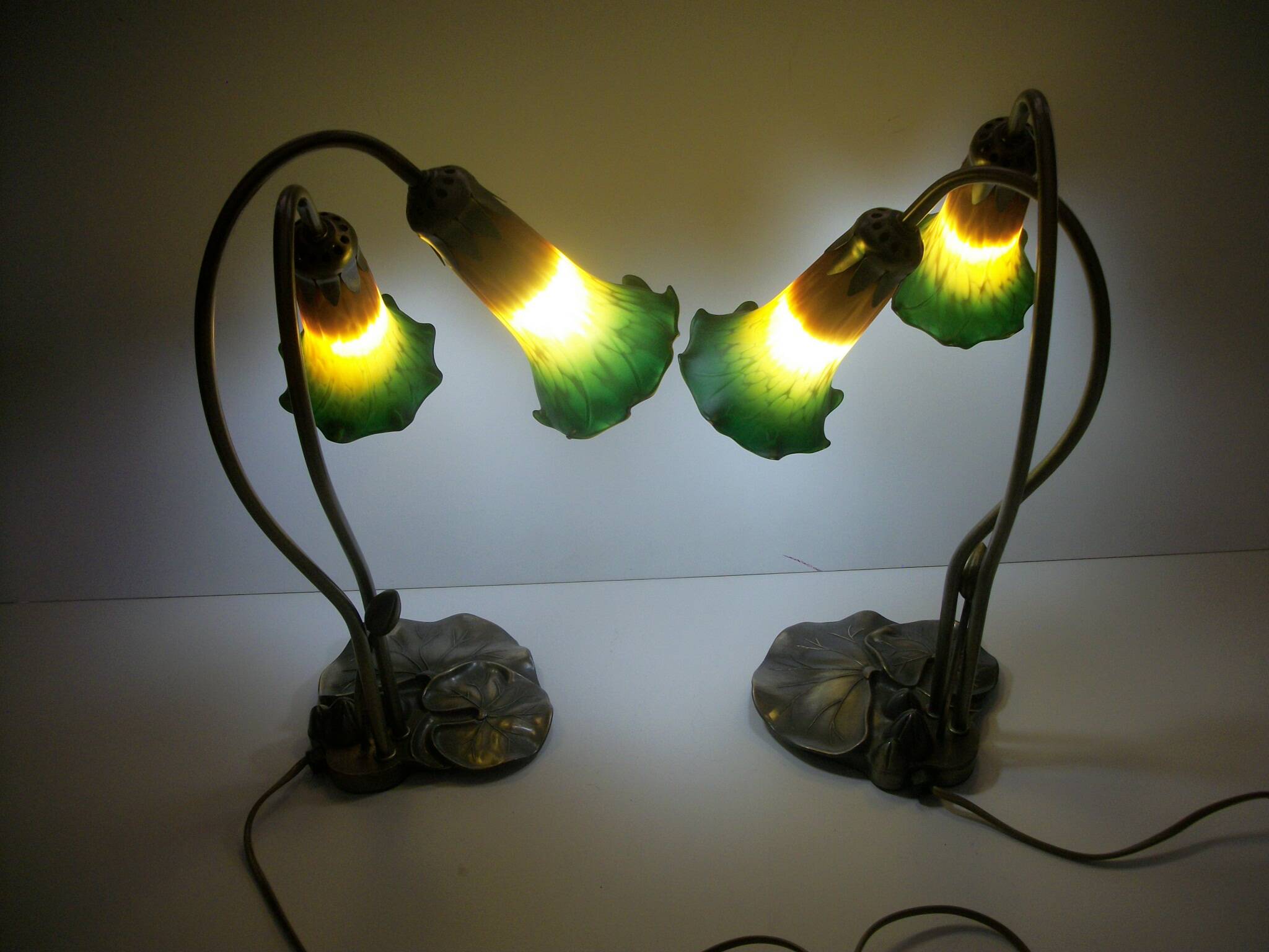 Paire de lampes nymphéas