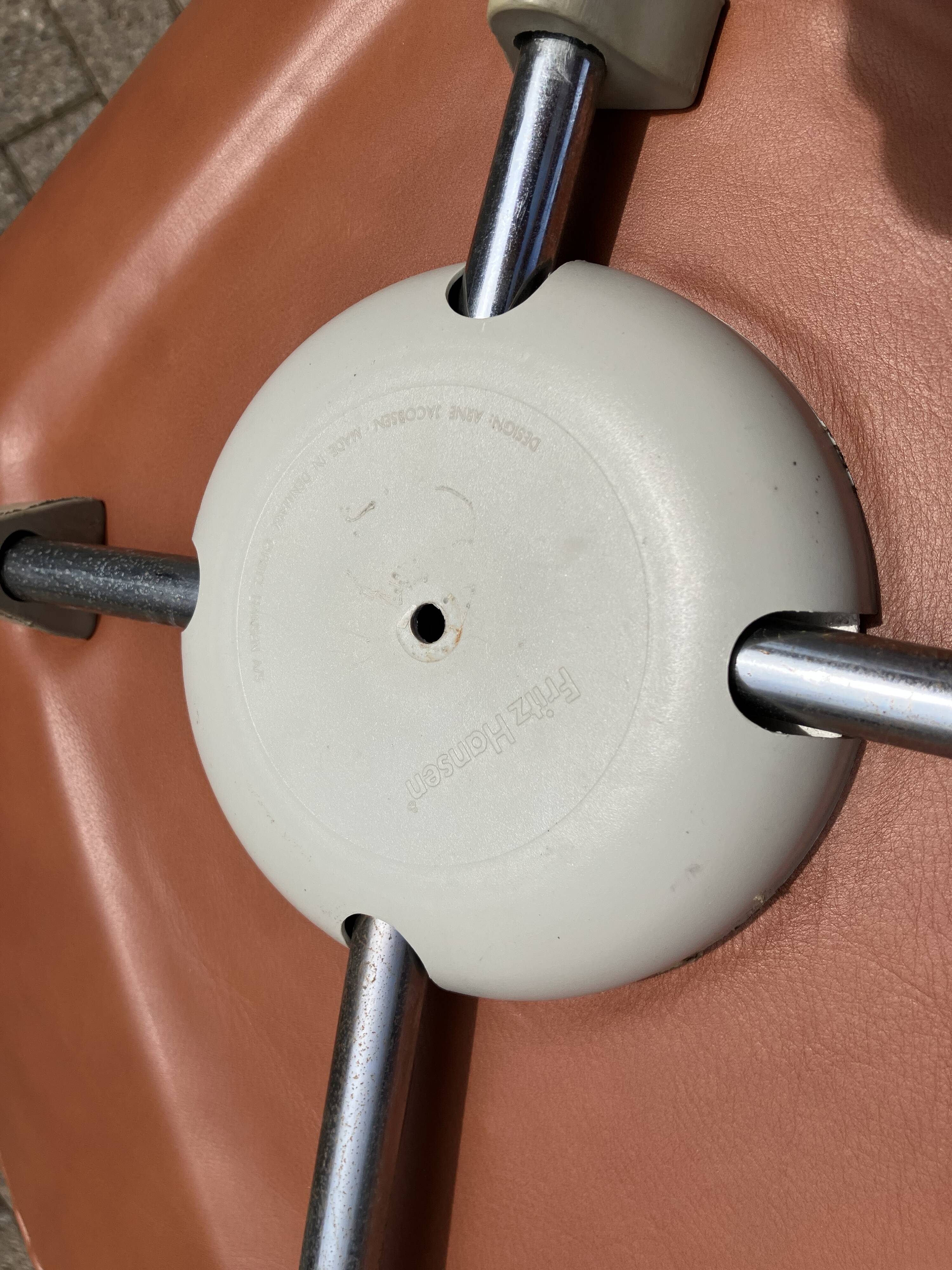 10x Fritz Hansen series 7 Vlinderstoelen in Cognac leather NIEUW!!